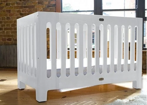 Biela moderna postielka