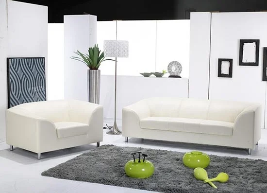 Biela kozena sedacka