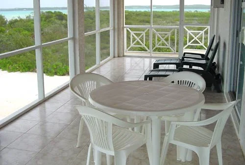 Plastovy nabytok do zahrady