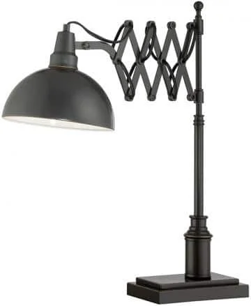 Čierna stolová lampa