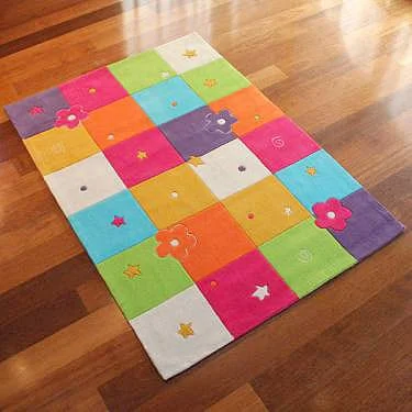 Farebný detský koberec