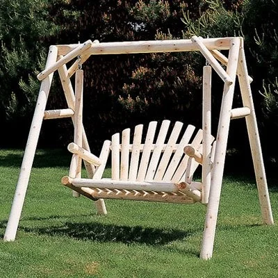 Tradicna drevena hojdacka