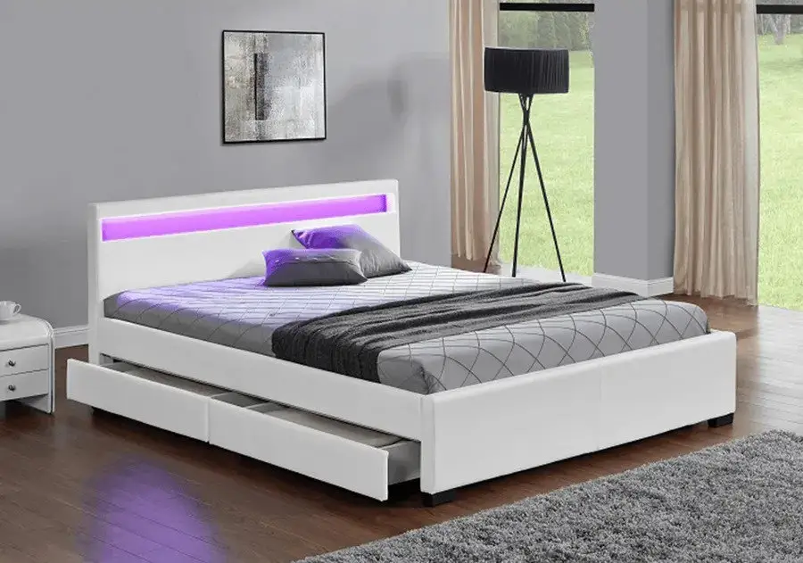 Manželská posteľ so zásuvkami