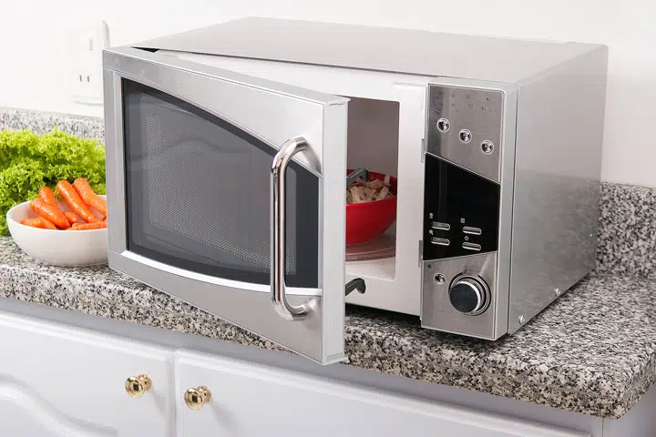 Mikrovlnka do kuchyne