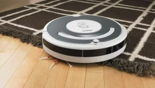 Moderny roboticky vysavac