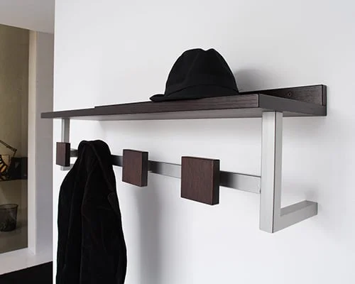 Moderny vesiak do predsiene