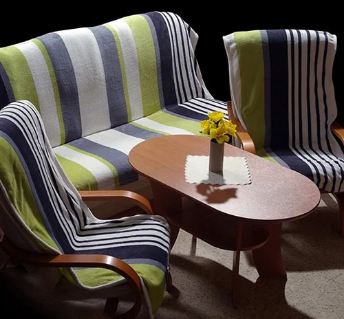 Pruhovana prikryvka na sedacku