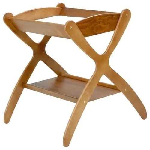 Dreveny rozkladaci prebalovaci pult