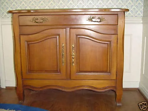 Sedliacky nabytok - komoda