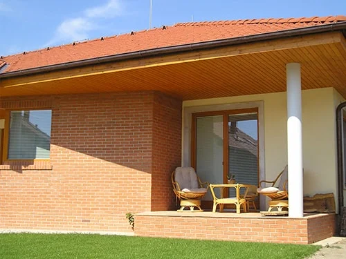 Moderný tehlový dom