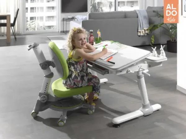 Detská stolička pre školáka