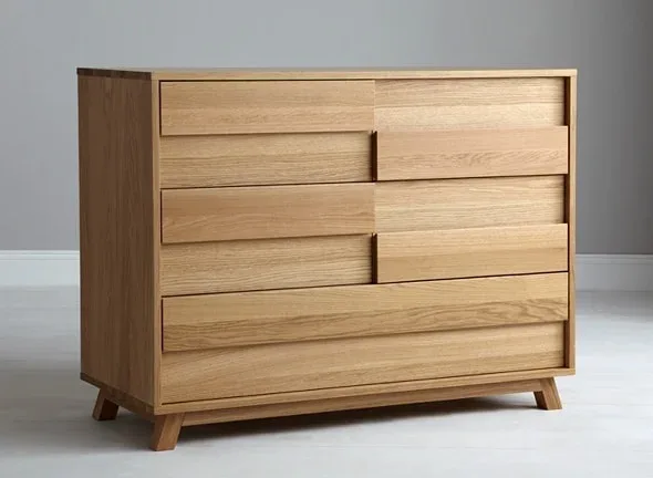 Drevena komoda