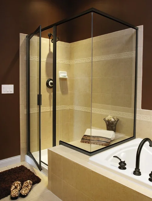 Tradičný sprchový kút