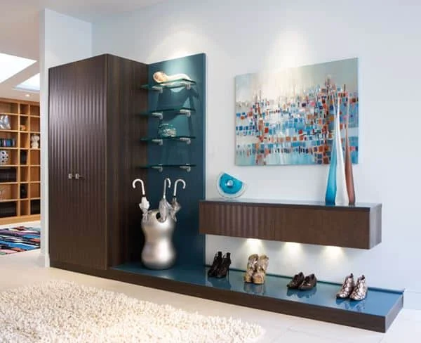 Veľká predsieň so skriňou