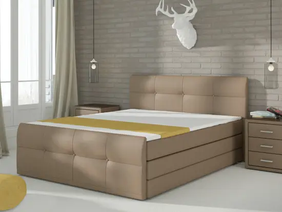 Vysoká manželská posteľ